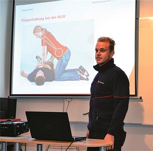 Der Beamer wird vor allem zur Erste-Hilfe-Ausbildung genutzt.privat