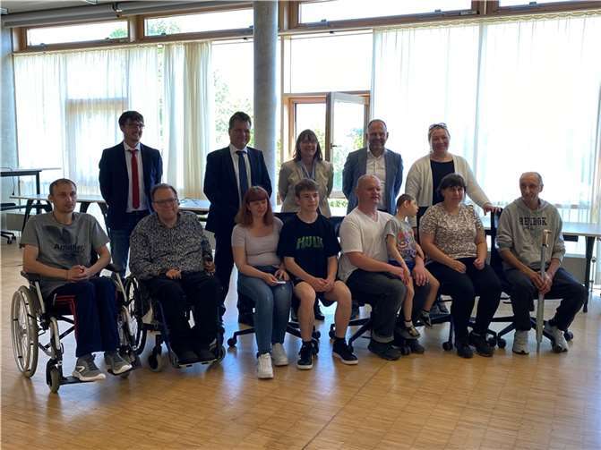 Der Behindertenbeauftragte der Bundesregierung Jürgen Dusel besuchte zusammen mit dem Behindertenbeauftragten der Landesregierung aus Rheinland-Pfalz, Matthias Rösch, das CJD Berufsförderungswerk (BFW) Koblenz. Foto: Berufsförderungswerk Koblenz gGmbH