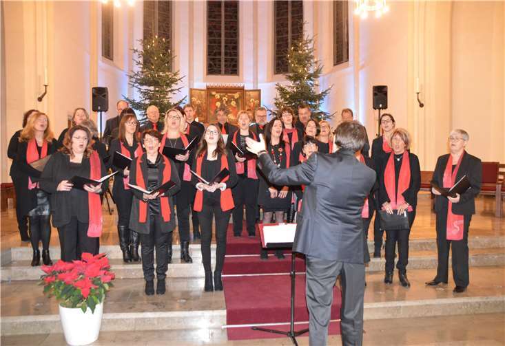 Der BelCanto Chor Mendig wurde 2010 offiziell gegründet. Unter ihrem Dirigenten Jürgen Rieser treten die 30 Sängerinnen und Sänger mit ihrem Programm oft öffentlich auf. Der Chor trifft sich alle 14 Tage montags um 20:15 Uhr im Gemeindehaus der ev. Kirche Mendig. Wer mitsingen möchte, ist willkommen. - BE -