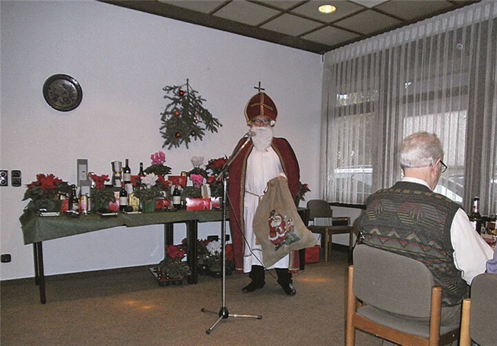 Der Besuch des Nikolauses war der Höhepunkt des Nachmittags. Privat