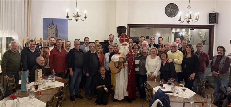 Der Besuch des singenden Nikolauses war auch in diesem Jahr wieder ein Highlight. Foto: privat