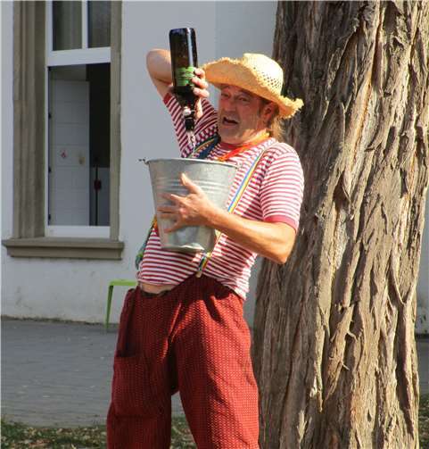 Der Besuch eines Clowns erfreute die Kinder.Foto: privat