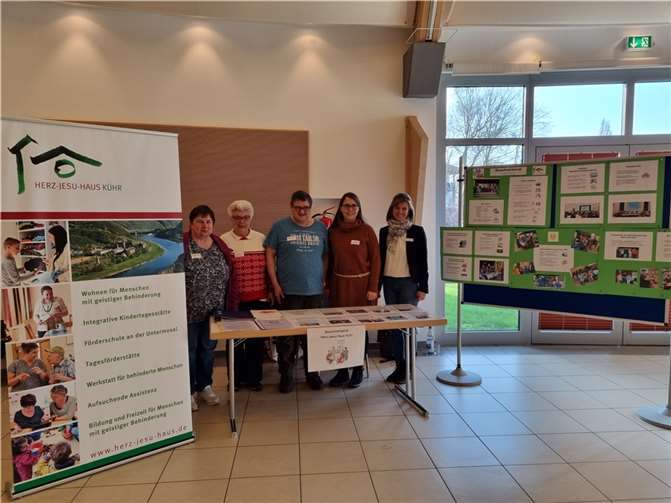 Der Bewohnerbeirat aus dem Herz-Jesu-Haus beim Inklusionsgespräch. Quelle: Herz-Jesu-Haus