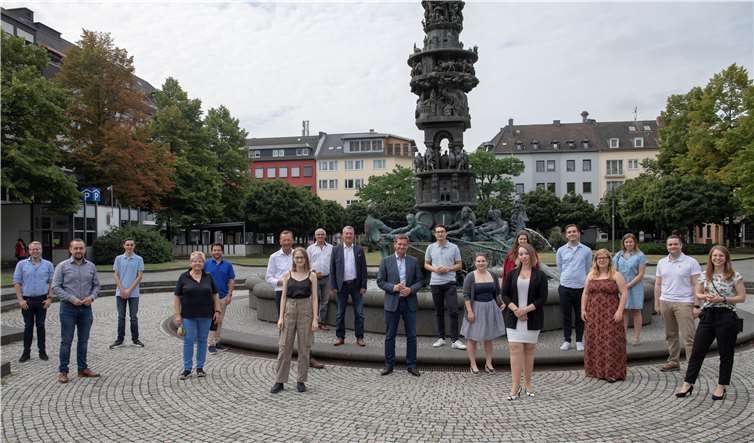 Der Bezirksvorsitzende der Jungen Union Koblenz-Montabaur Torsten Welling (2.v r.) nahm gemeinsam mit Christian Baldauf (Mitte) am Gespräch teil. Foto: privat