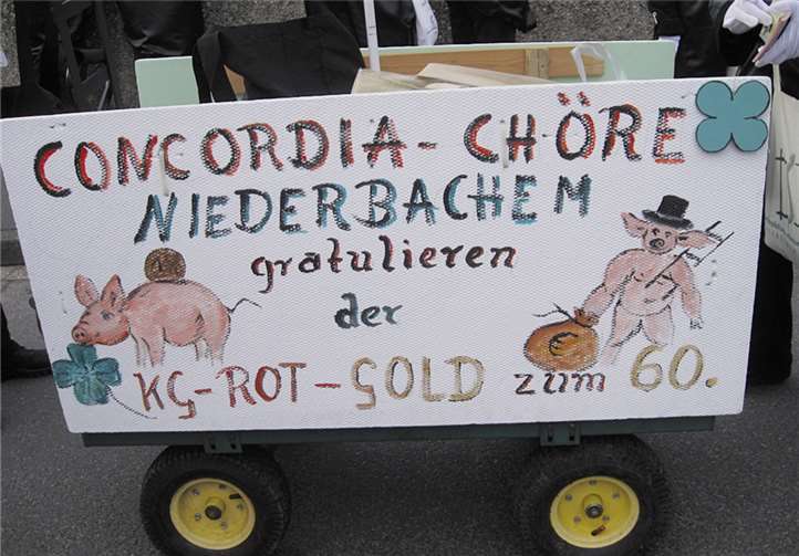 Der Bollerwagen mit der Gratulation an den KG.