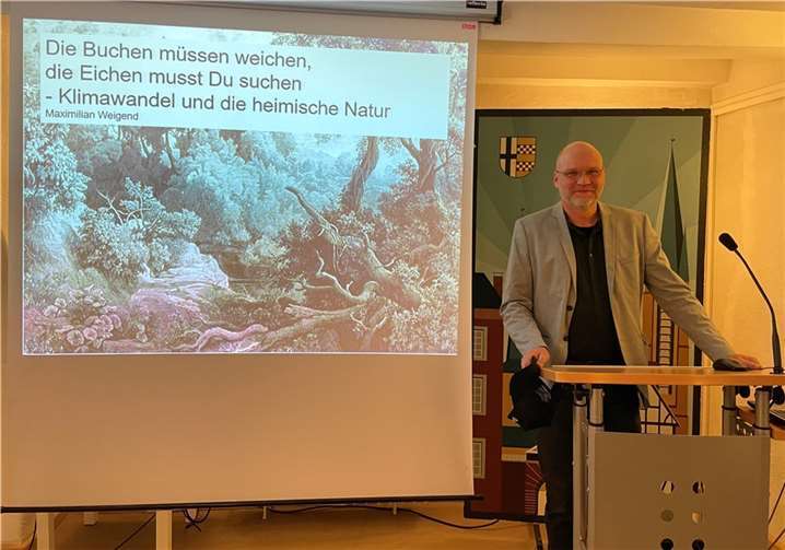 Der Botaniker Maximilian Weigend hielt im Odendorfer Zehnthaus seinen Vortrag zu den Auswirkungen des Klimawandels auf die heimische Natur. Foto: privat