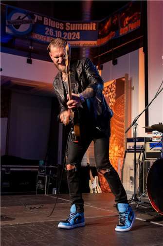 Der Brite Ben Poole rockte den Saal.