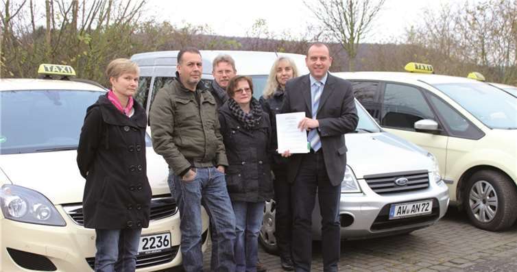 Der Bürgermeister Johannes Bell stellte das Projekt „Seniorentaxi“ vor. privat