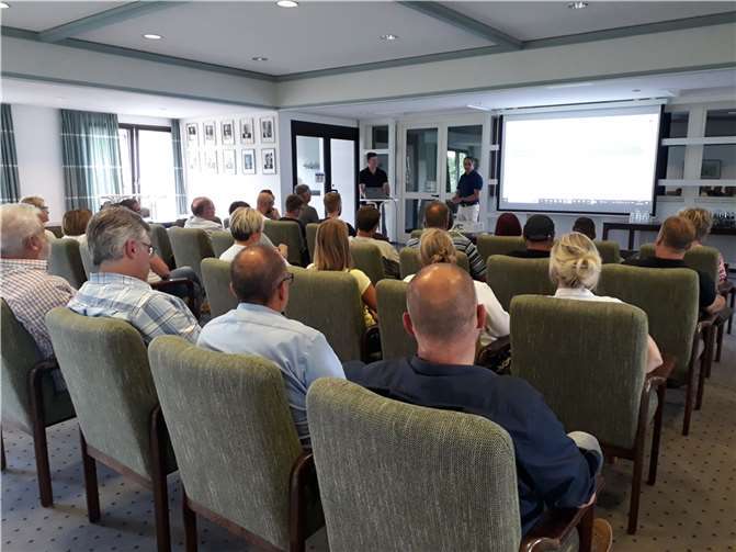 Der Bürgermeister Oliver Götsch lud zu einer Informationsveranstaltung zum Thema „Fahrradleasing“ ein.  Foto: VG Selters