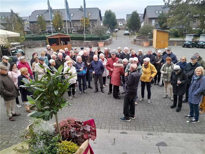 Der Bürgerverein Meckenheim besucht das Schloss Miel.Foto: privat