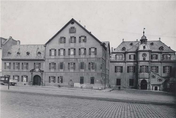 Der Bürresheimer Hof (Synagoge). Foto: StAK_FA_160_Florinsmarkt 11 Bürresheimer Hof (Synagoge) Altes Kaufhaus 1939-02