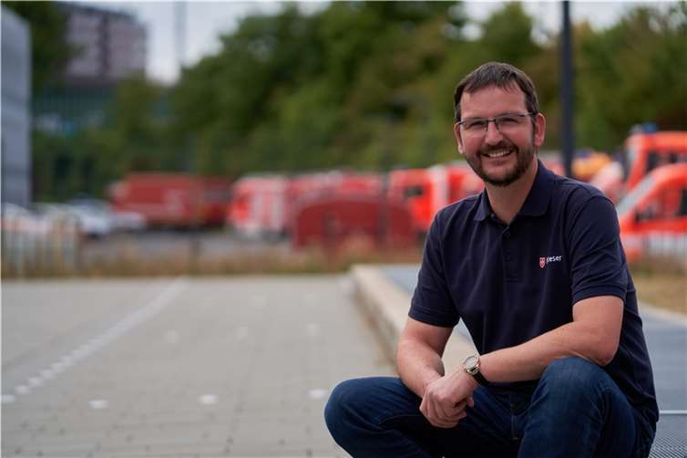 Der Bundesbeauftragte der Malteser Fluthilfe, Wolfgang Heidinger, freut sich darüber, dass die Hilfsorganisation den Kreis ab kommendem Jahr im Aufbaugebiet bedarfsgerecht im Rahmen von Schulsozialarbeit unterstützen kann. Foto: Lütke/MHD