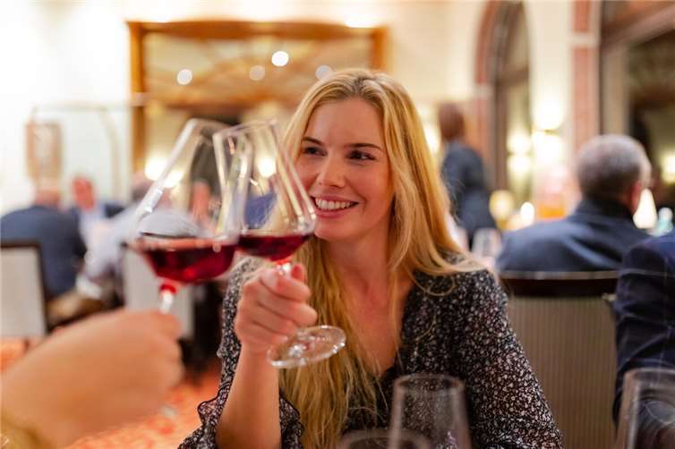 Der Burgunderabend lädt zu einem 5-Gänge-Gourmet-Menü und passenden Ahrweinen im Hotel Hohenzollern ein. Foto: Max Harrus