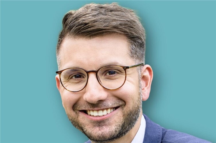 Der CDU-Landtagsabgeordnete Jens Münster hat sich wegen der hohen Spritpreise in einem Schreiben an Bundeswirtschaftsministerin Katharina Reiche und Bundesverkehrsminister Patrick Schnieder gewandt und die Sorgen vieler Bürgerinnen und Bürger aus dem Landkreis Cochem-Zell weitergegeben.