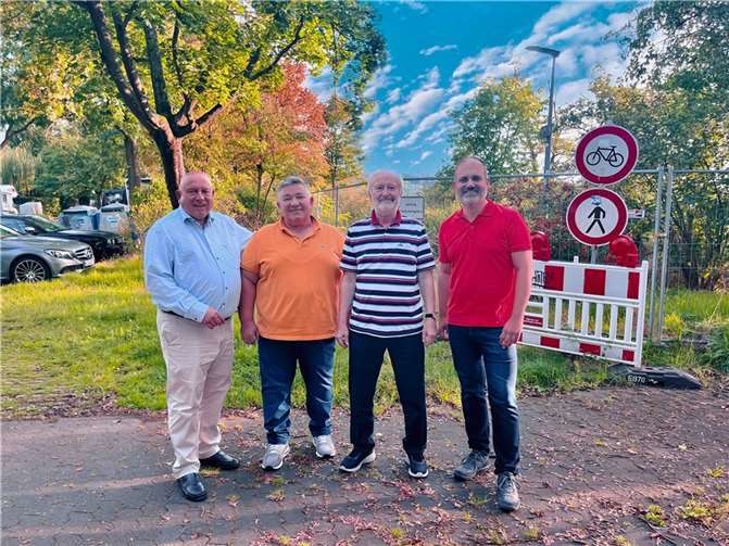 Der CDU-Ortsverband Koblenz-Karthause vor Ort am Panoramaweg. Quelle: CDU-Ortsverband Koblenz-Karthause