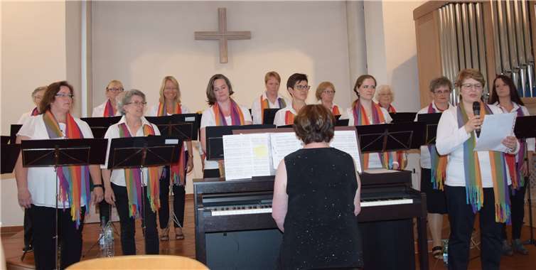 Der Chor Femmes Vocales Metternich in der Maria-Magdalena-Kirche Heimerzheim. Privat