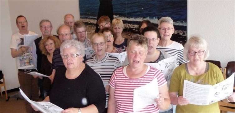 Der Chor „Gospel & more“ präsentiert am 2. Oktober ien breit gefächertes Repertoire. privat