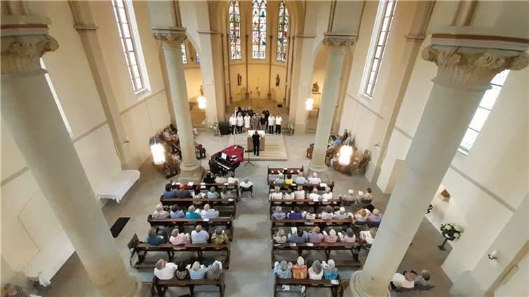 Der Chor begeisterte die Zuschauer.  Foto: privat