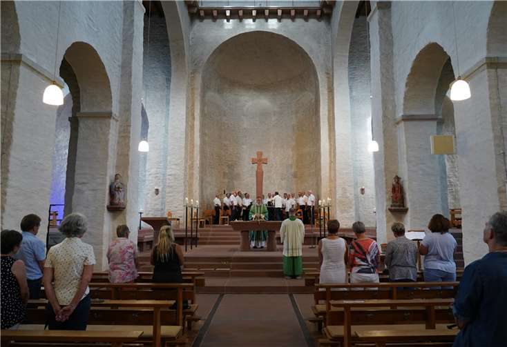 Der Chor beim Gottesdienst. Foto: Helmut Wagner