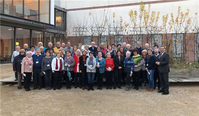 Der Chor der St. Laurentiuskirche Ahrweiler mit Horst Gies. privat