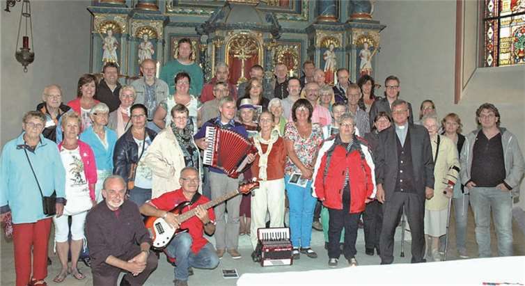 Der Chor erfreute die Gottesdienstbesucher. UM