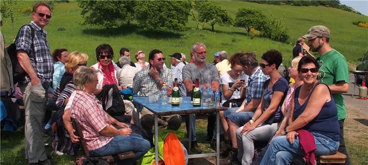 Der Chor hofft auf einen sonnigen und warmen Vatertag.privat