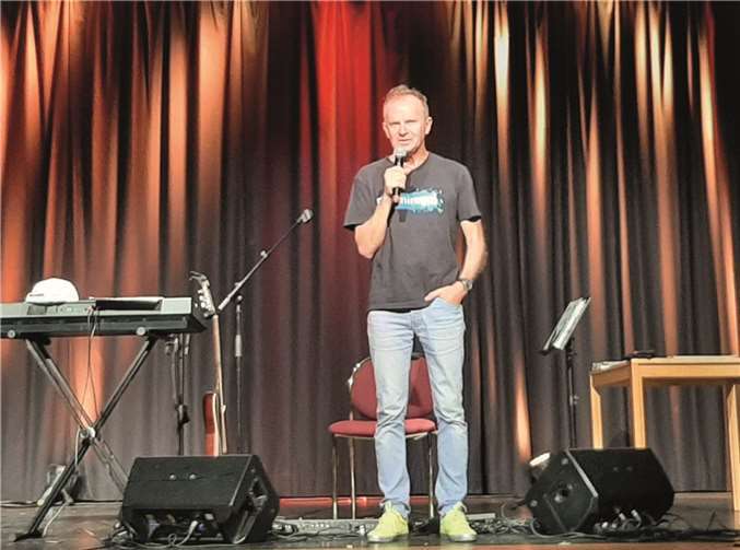 Der Comedian zeigte in Mendig sein neues Programm.