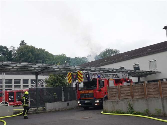 Der Dachstuhl des Gebäudes hatte gebrannt. Foto: DU
