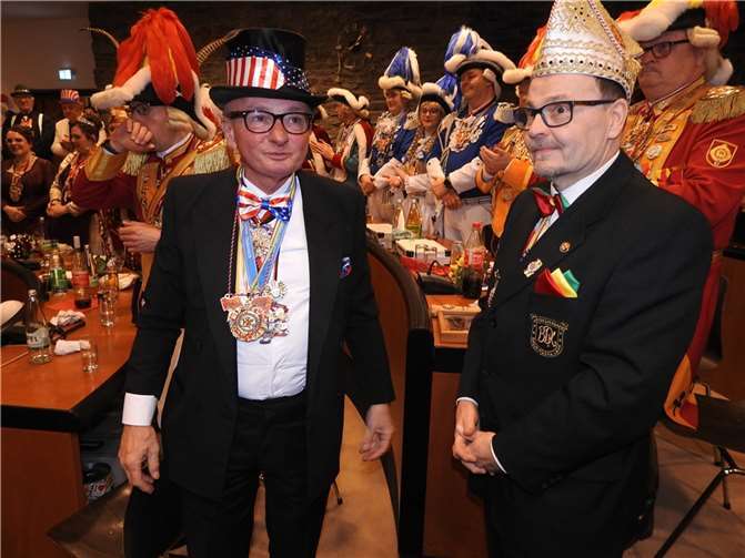 Der „Dienstälteste OB von RLP“ Achim Hütten erhielt den BDK-Verdienstorden in Gold.