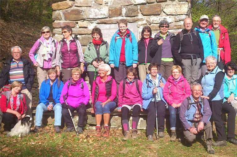 Der Eifelverein Sinzig ist mit einer Gruppe von 21 Teilnehmern auf dem Lahnwanderweg von Bad Ems nach Lahnstein gewandert.Privat