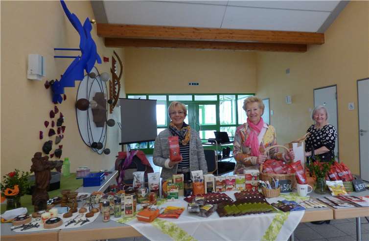 Der Eine-Welt-Laden der kfd wurde eifrig besucht. Foto: privat