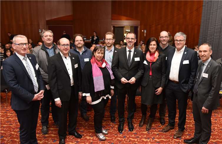 Der Einladung der IHK zu einer Informationsveranstaltung zur bevorstehenden Landesgartenschau 2022 folgten zahlreiche Vertreter aus Wirtschaft und Politik.FIX