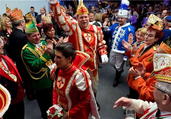 Der Einmarsch von Prinz Frank mit Gefolge war auch im Kuppelsaal ein Highlight. Hep