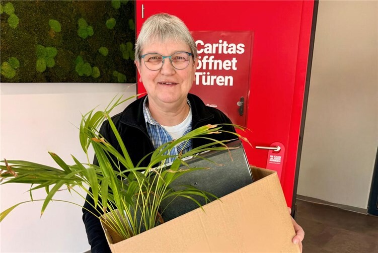 Der Einzug ins neue Domizil ist geschafft: Schwester Barbara Spiegelhoff, Gemeindeschwester plus der Verbandsgemeinde Montabaur, ist ab sofort im Caritas-Zentrum in der Bahnallee 16 in Montabaur erreichbar.