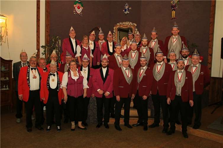 Der Elferrat der KGN gemeinsam mit der kölschen Narrengilde.  Fotos: privat