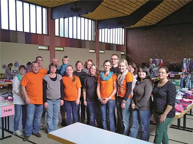 Der Elternausschuss der Kita Kunterbunt und das Basarteam waren mit dem Ergebnis des Basars zufrieden. privat