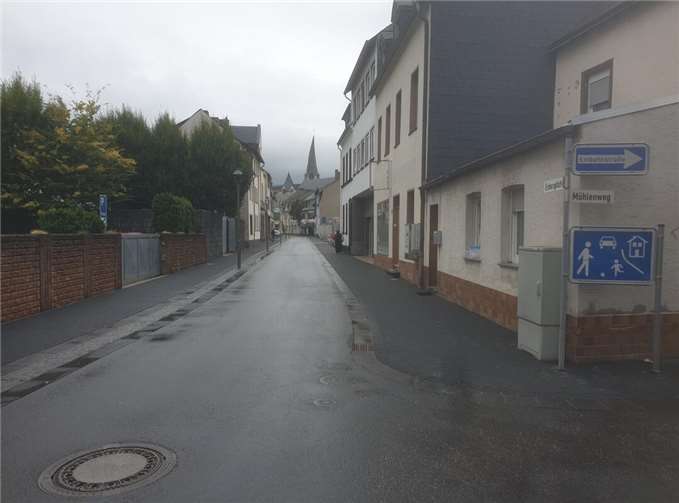 Abrissarbeiten für Großgarage im Entenpfuhl abgeschlossen Der Entenpfuhl ist wieder befahrbar. Foto: Benjamin Franzen/Stadt Mayen
