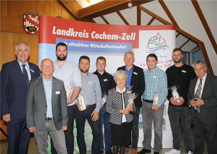 Der Erfolg spricht für sich. Im Rahmen der 5. ZaC-Konferenz konntensich sechs Jungmeister aus der Region über Auszeichnungen freuen.Fotos: -TE-