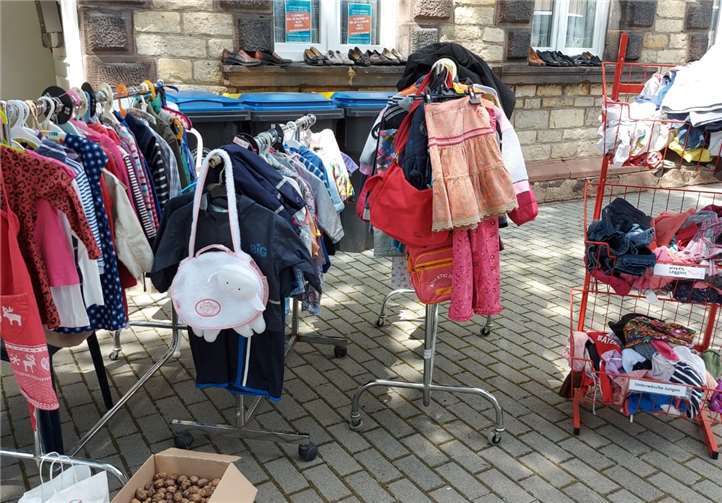 Der Erlös des Basarverkaufs kommt den Flutopfern an der Ahr zu Gute. Foto: privat