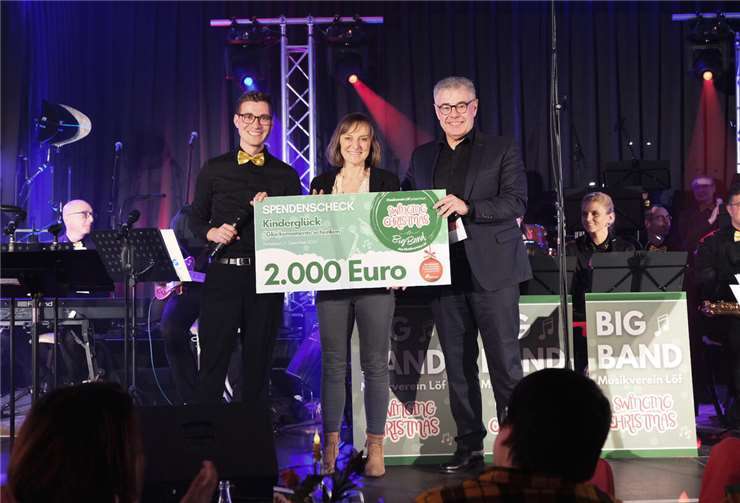 Der Erlös des Konzerts, nämlich wunderbare 2.000 Euro sowie alle noch spontan eingegangenen Geldspenden - kamen der Initiative „Kinderglück“, einer Sammelaktion der Lotto RheinlandPfalz-Stiftung, für die mobile Kinderhospizarbeit in Rheinland-Pfalz zu Gute.