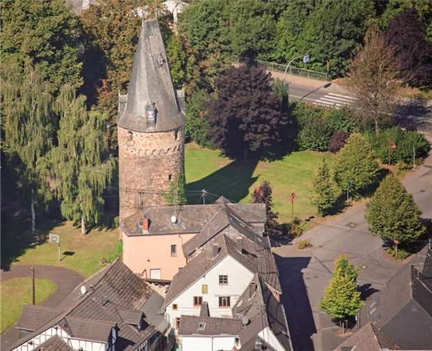 Der Eulenturm Dierdorf. -WT-