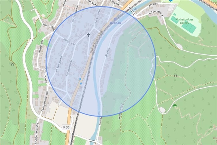 Der Evakuierungsbereich in der Ortsgemeinde Dernau anlässlich eines Kampfmittelfundes bei planmäßigen Sondierungsarbeiten im Zuge der Wiederherstellungsmaßnahmen an der Ahr. (Grafik: VG Altenahr)