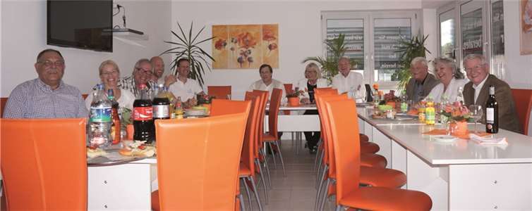 Der FDP Mai-Stammtisch diente als Grundlage für einen informativen Meinungsaustausch.FDP