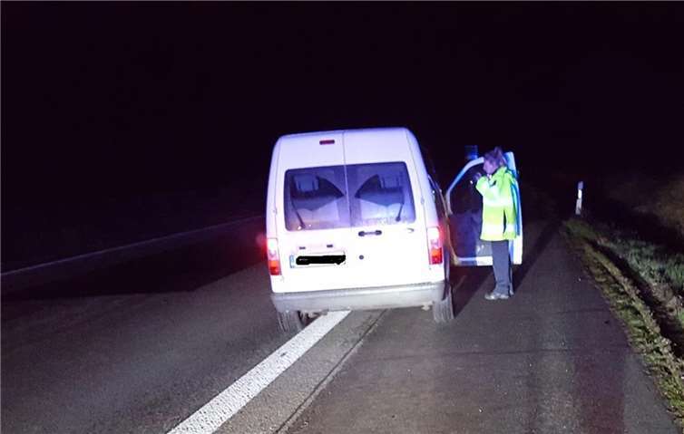 Der Fahrer des „geparkten“ Autos wurde schlafend vorgefunden. Foto: Polizeiautobahnstation Mendig