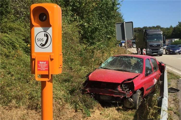 Der Fahrer hatte die Kontrolle verloren, das Auto überschlug sich.