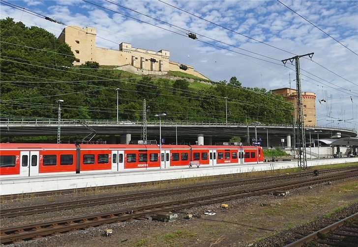 Der Fahrgastrückgang betrug deutschlandweit laut Schätzung des Verbandes der Deutschen Verkehrsunternehmen (VDV) zwischen 70 und 90 Prozent. Foto: Pixabay/holzijue
