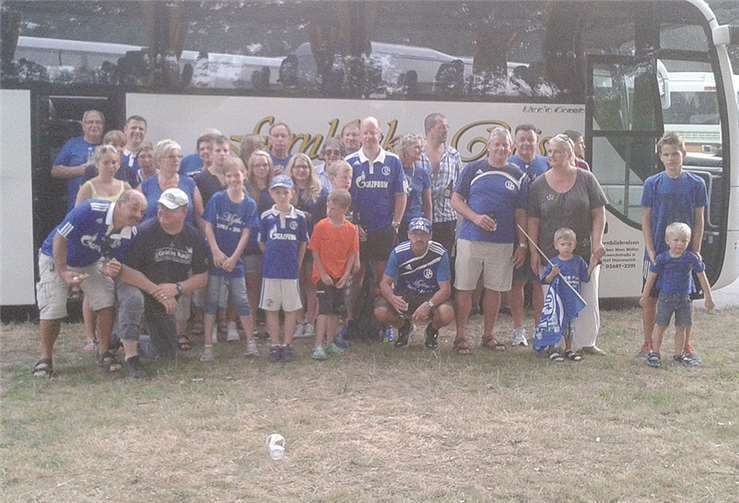 Der Fanclub fuhr zum Saisonauftakt nach Gelsenkirchen.
