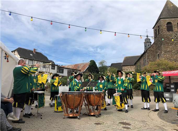 Der Fanfarenzug Koblenz-Karthause 1964 e.V. sorgte für gute Stimmung.Privat