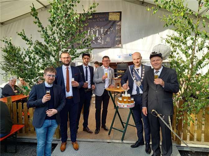 Der Fassanstich ist einer der Höhepunkte des Festes.  Foto: privat