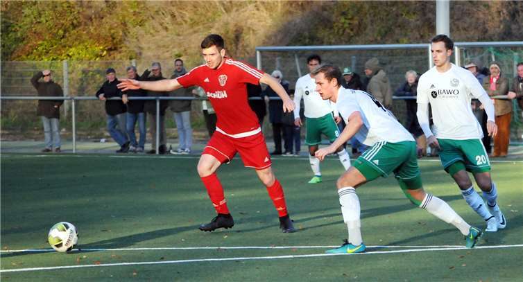 Der Favorit aus Morbach tat sich gegen TuS Oberwinter sehr schwer.RASCH